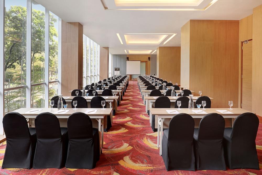 Mercure Bandung Nexa Supratman Kültér fotó
