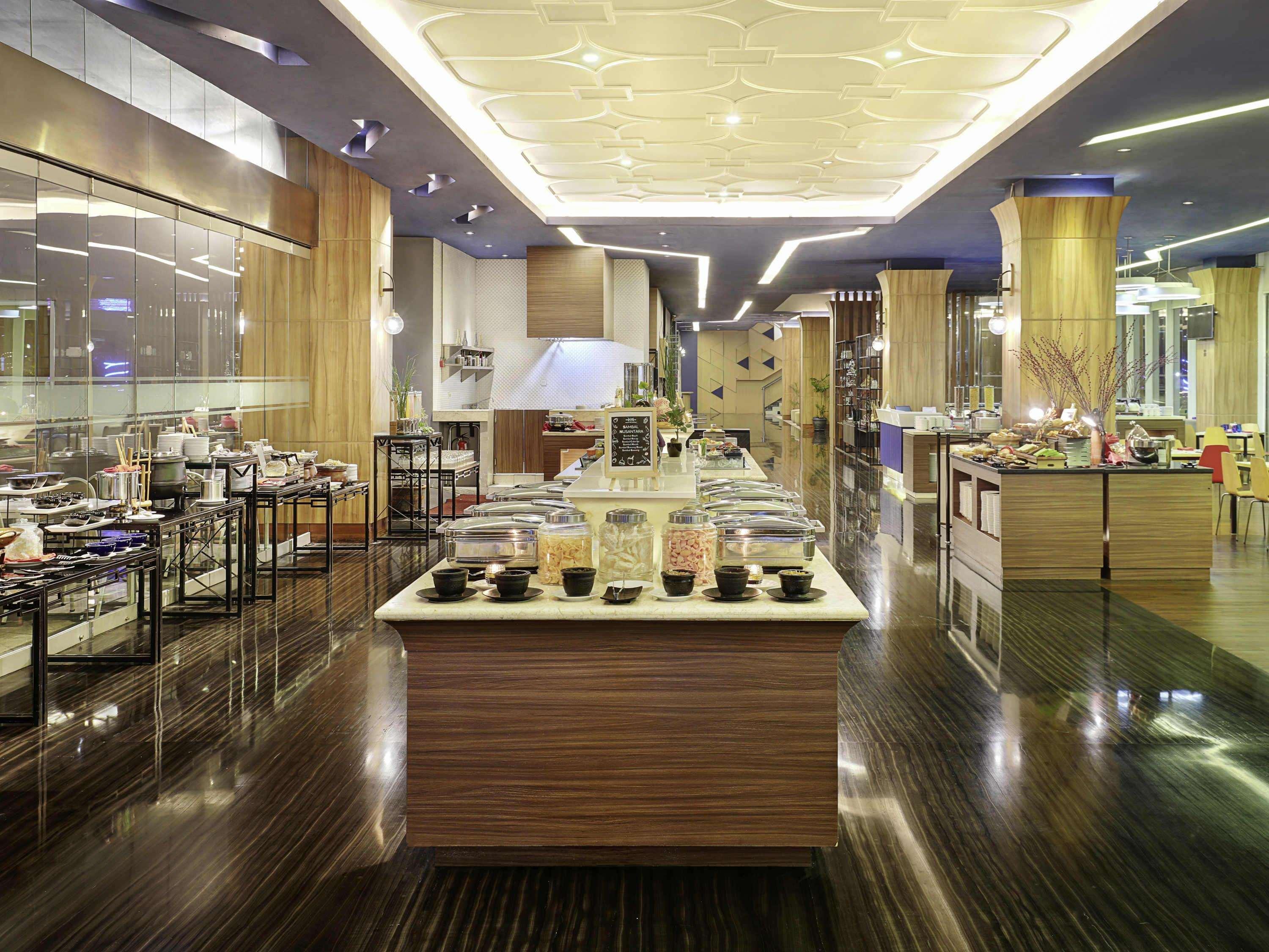 Mercure Bandung Nexa Supratman Kültér fotó