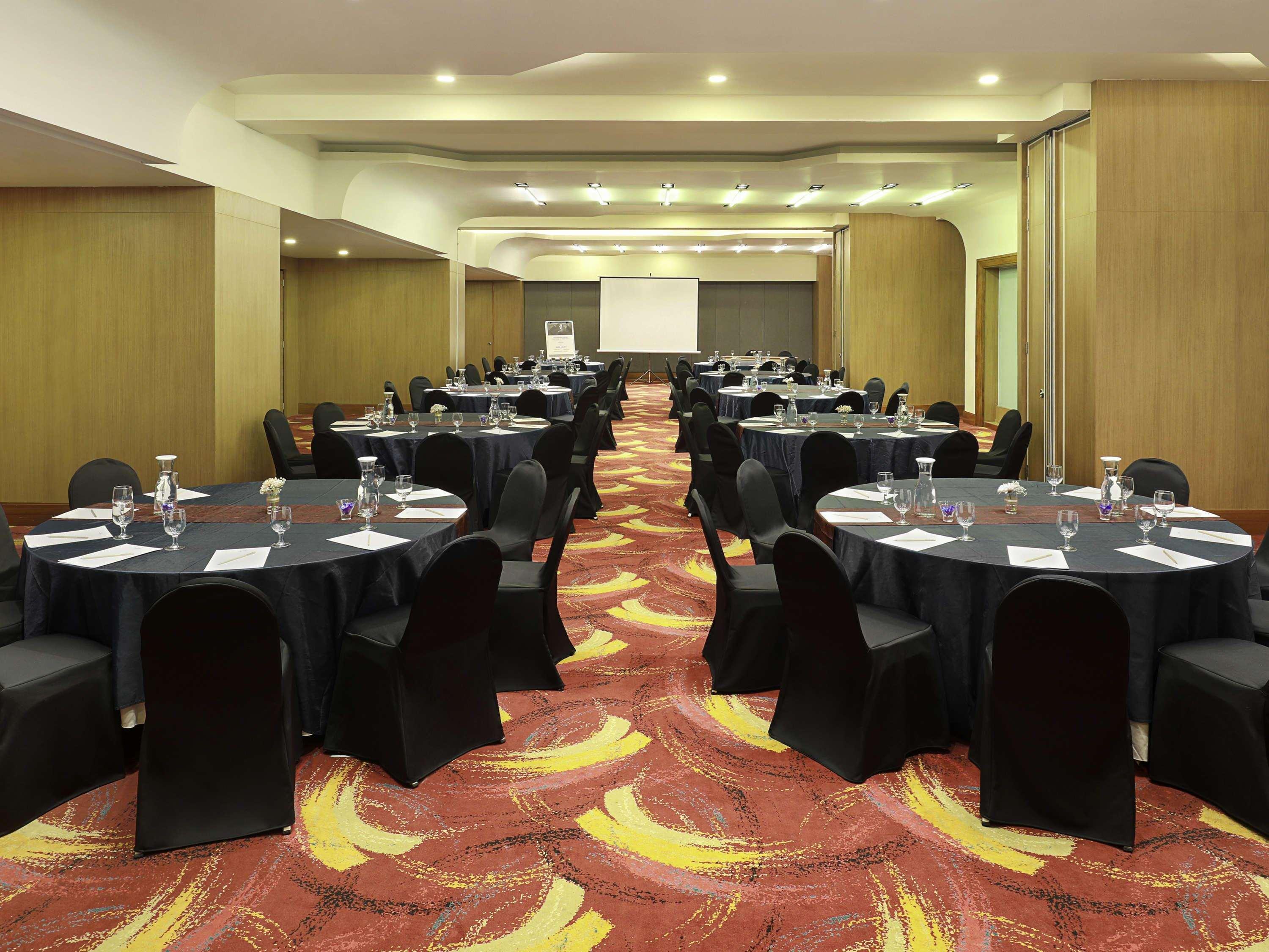 Mercure Bandung Nexa Supratman Kültér fotó