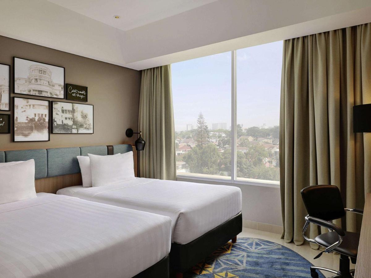Mercure Bandung Nexa Supratman Kültér fotó